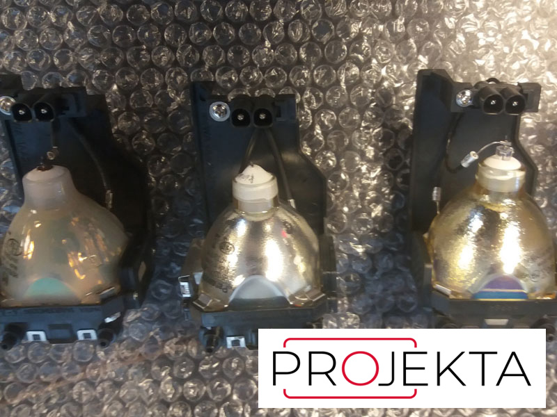 Konkurenční firmou oklamaný zákazník, kde v domnění, že zakoupil originál lampu mu byla prodána lampa neoriginální.